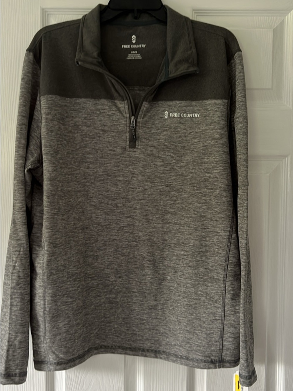 Free Country Men's Two-Tone Gray Quarter Zip Pullover